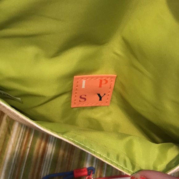 NWOT Ipsy Cosmetic Bags 3 for $8 - Picture 6 of 8